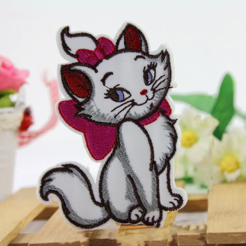 10pcs/set cute Cartoon small cat patches iron on patches stickers for clothes embroidery patch applique girl's badge
10pcs/set cute Cartoon small cat patches iron on patches stickers for clothes embroidery patch applique girl's badge