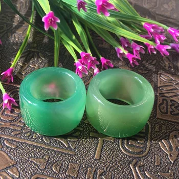 Natural green Onyx Large diameter ring jewelry wrench 
Natural green Onyx Large diameter ring jewelry wrench