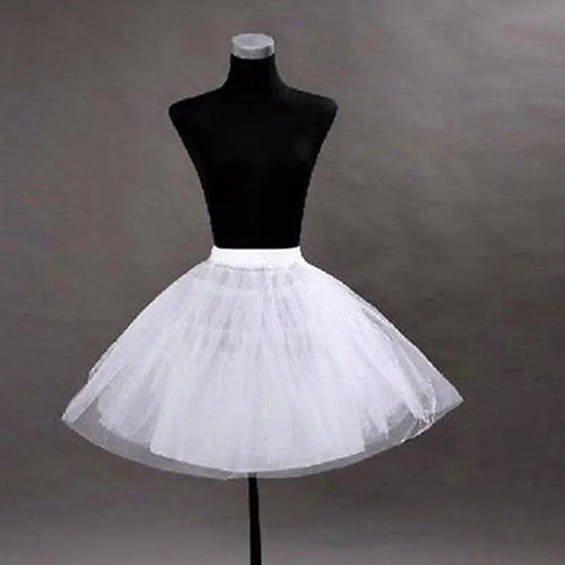 2018 White Black Red No Hoop Short Petticoat Crinoline For Girls Tutu Skirt A Line Ball Gown Underskirt jupon robe de mariee 
2018 White Black Red No Hoop Short Petticoat Crinoline For Girls Tutu Skirt A Line Ball Gown Underskirt jupon robe de mariee