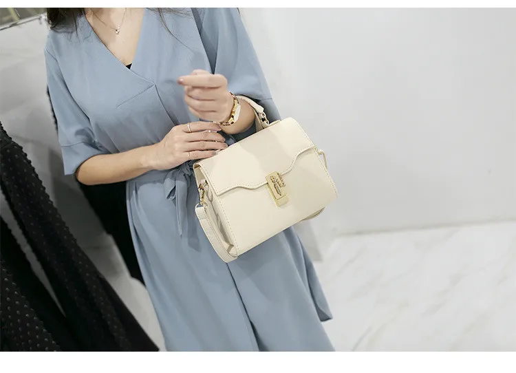 11 Women Bag 2016 New Trend Personality Korean Shoulder Messenger Little Bags Small Square Package Simple Fashion Luxury Handbags