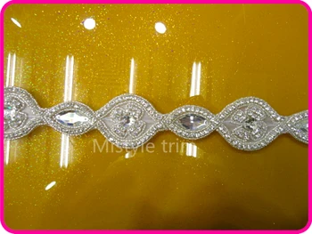 New Arrival beaded crystal applique and hot fix rhinestone trimming for wedding belts and sashes crystal
New Arrival beaded crystal applique and hot fix rhinestone trimming for wedding belts and sashes crystal