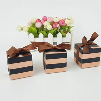 20PCS Brown Stripe Gift Box Package Cake Dragees Candy Box with Ribbon Deco Mariage Wedding Boite Carton Chocolate Box Supplies
20PCS Brown Stripe Gift Box Package Cake Dragees Candy Box with Ribbon Deco Mariage Wedding Boite Carton Chocolate Box Supplies