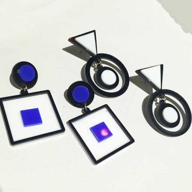 Korean New Geometric Square Long Earrings for Women Fashion Harajuku Acrylic Earrings 2019 Pendientes Mujer Moda Accessories
Korean New Geometric Square Long Earrings for Women Fashion Harajuku Acrylic Earrings 2019 Pendientes Mujer Moda Accessories
