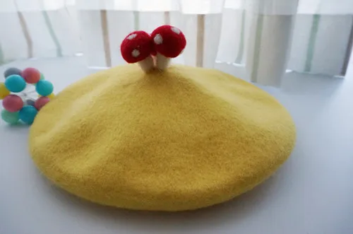 Cute Lolita Girls Mushroom Decor Beret Hat Beanie Cardcaptor Cosplay Hats 100% Wool 
Cute Lolita Girls Mushroom Decor Beret Hat Beanie Cardcaptor Cosplay Hats 100% Wool
