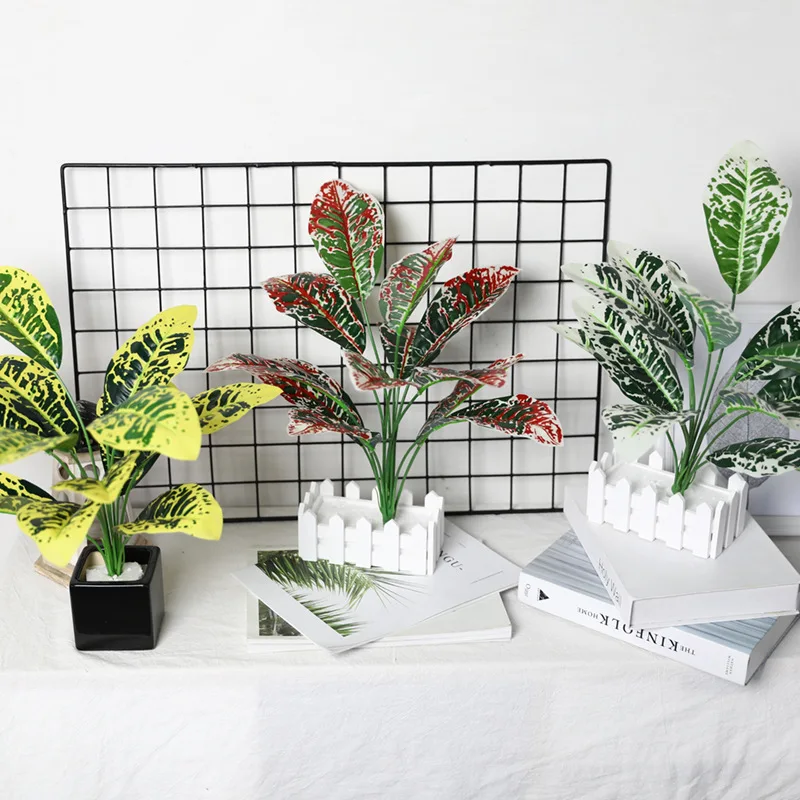 Artificial Green Plants Plastic Leaves Desktop Decoration Fake Plants Home Garden Office Bedroom Decoration Flores
Artificial Green Plants Plastic Leaves Desktop Decoration Fake Plants Home Garden Office Bedroom Decoration Flores
