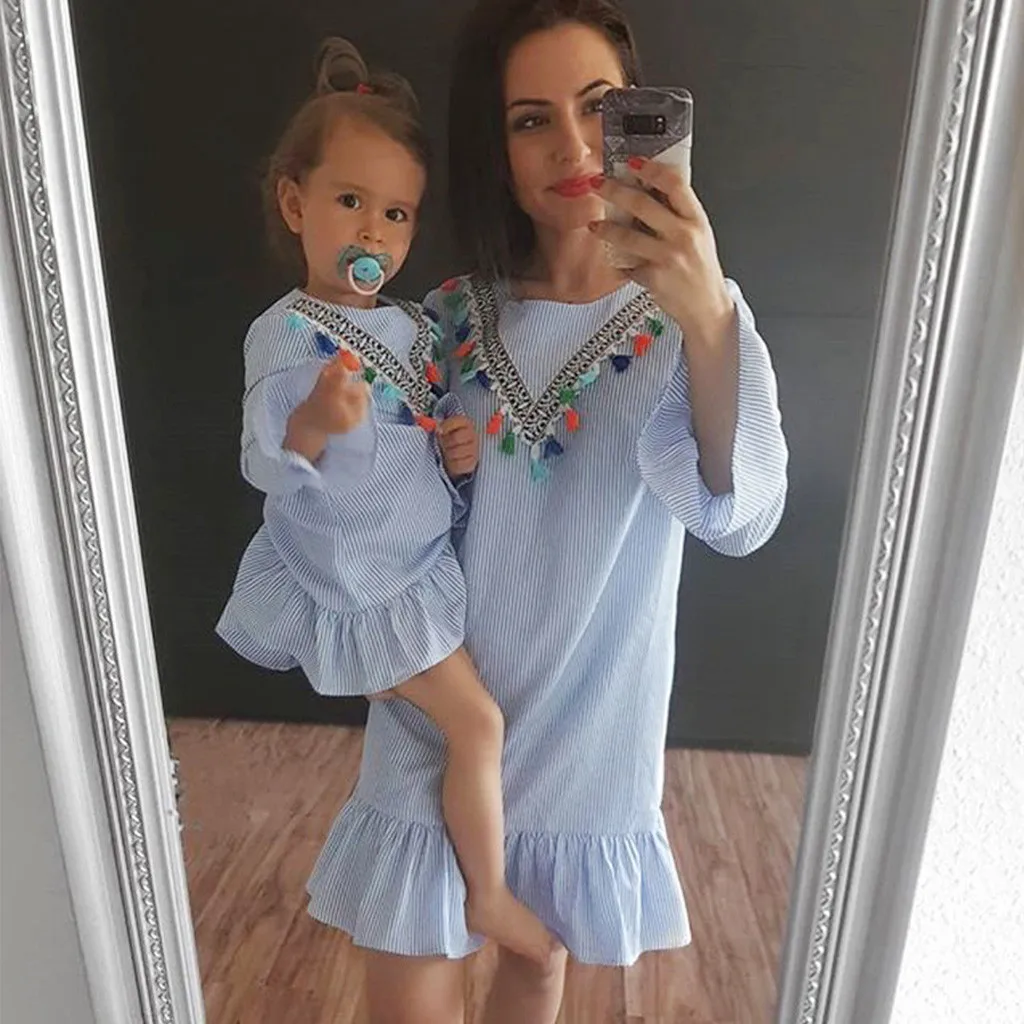 High quality Child Kids Baby Girl Falbala Stripe Long Sleeve Tassels Family Dress Outfits Set Summer Clothes Roupa Menina New
High quality Child Kids Baby Girl Falbala Stripe Long Sleeve Tassels Family Dress Outfits Set Summer Clothes Roupa Menina New