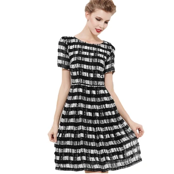 fashion Plus Size 2018 Summer Women's Dresses European Short Sleeve Black White Stripe Chiffon Dress Femme Vestidos z662
fashion Plus Size 2018 Summer Women's Dresses European Short Sleeve Black White Stripe Chiffon Dress Femme Vestidos z662