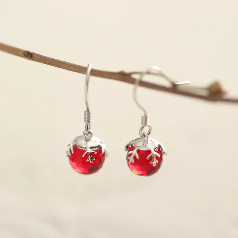 Prevent Allergy 925 Sterling Silver Crystal Red Ball Drop Earrings Snowflake Earrings For Women Best Gift boucle d'oreille femme
Prevent Allergy 925 Sterling Silver Crystal Red Ball Drop Earrings Snowflake Earrings For Women Best Gift boucle d'oreille femme