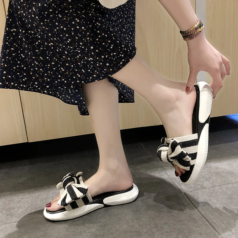 Sweet Butterfly-kont Slippers Summer Shoes Soft Thick Bottom Slides Outdoor Beach Weekend Casual Striped Cloth Flip Flops 2019
Sweet Butterfly-kont Slippers Summer Shoes Soft Thick Bottom Slides Outdoor Beach Weekend Casual Striped Cloth Flip Flops 2019