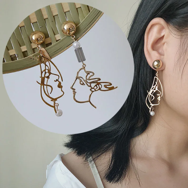 2020 Punk Human Face Drop Earrings For Women Retro Abstract Hollow out Statement Hand Metal Fashion Dangle Earring Jewelry gifts
2020 Punk Human Face Drop Earrings For Women Retro Abstract Hollow out Statement Hand Metal Fashion Dangle Earring Jewelry gifts