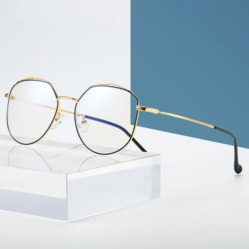 Woman's classic retro round frame anti-blue glasses men's metal polygon mobile phone computer blue light blocking eye protection
Woman's classic retro round frame anti-blue glasses men's metal polygon mobile phone computer blue light blocking eye protection