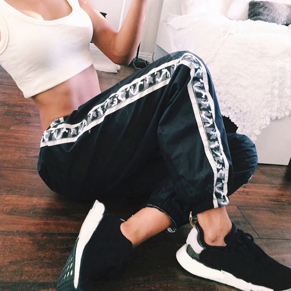 2019 Women Camouflage Band Patchwork Trousers Black Wide Workout Leg Pencil Pants 3.18
2019 Women Camouflage Band Patchwork Trousers Black Wide Workout Leg Pencil Pants 3.18