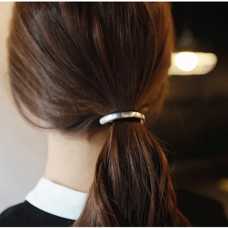 Fashion Personality Alloy Hemicycle Ring Hair Band Cuff Wrap Ponytail Holder Elastic Punk Hair Metal Ornaments Rope Hair Jewelry
Fashion Personality Alloy Hemicycle Ring Hair Band Cuff Wrap Ponytail Holder Elastic Punk Hair Metal Ornaments Rope Hair Jewelry