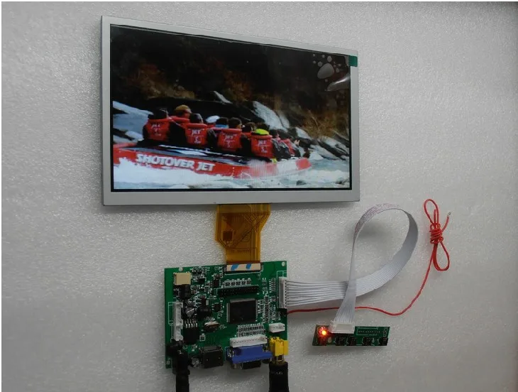 Innolux 8 inch high-definition LCD screen kit 1024*768 DIY vehicle reversing priority
Innolux 8 inch high-definition LCD screen kit 1024*768 DIY vehicle reversing priority