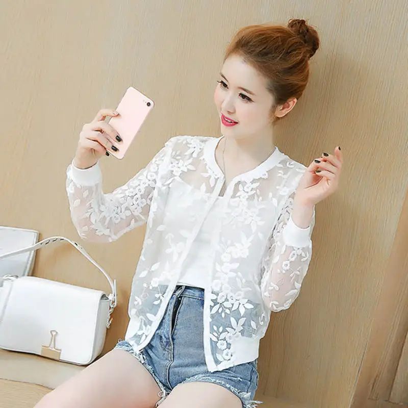 2019 Summer Organza Thin Short Jacket Women Embroidery Lace Women Basic Coats Black White Cardigan Bomber Jacket Chaquetas R2212
2019 Summer Organza Thin Short Jacket Women Embroidery Lace Women Basic Coats Black White Cardigan Bomber Jacket Chaquetas R2212