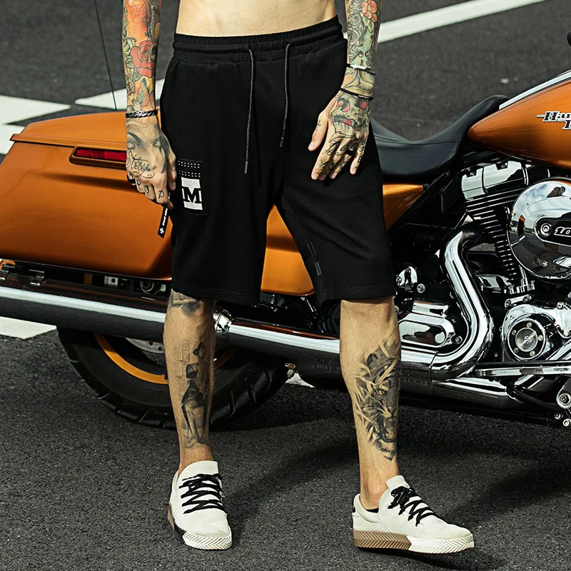 2019 fashion trendy spring and summer men's shorts black European and American trend high street brand men's beach casual pants
2019 fashion trendy spring and summer men's shorts black European and American trend high street brand men's beach casual pants