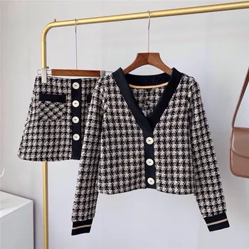 ZOGAA 2019 Spring New Women Fashion Suit Loose V-neck Jacket Mini Skirt Female Small Fragrance Suit Women's Sweat Suit Set
ZOGAA 2019 Spring New Women Fashion Suit Loose V-neck Jacket Mini Skirt Female Small Fragrance Suit Women's Sweat Suit Set