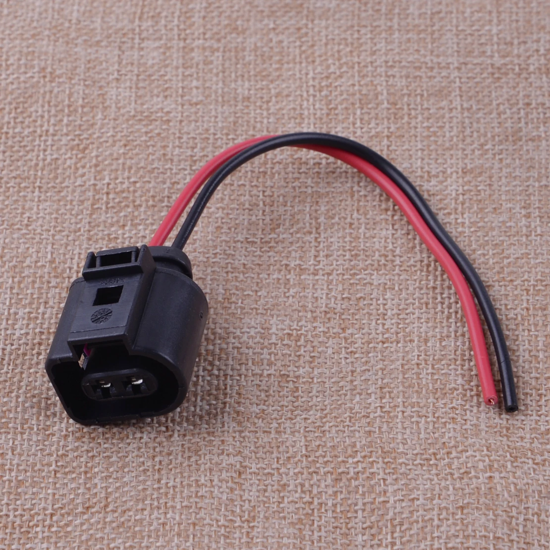 CITALL 2 Pin Fog Light Lamp Wiring Plug Pigtail Connector for Audi A6 Allroad Quattro VW Jetta Golf GTI MK4 Passat 1J0973722
CITALL 2 Pin Fog Light Lamp Wiring Plug Pigtail Connector for Audi A6 Allroad Quattro VW Jetta Golf GTI MK4 Passat 1J0973722