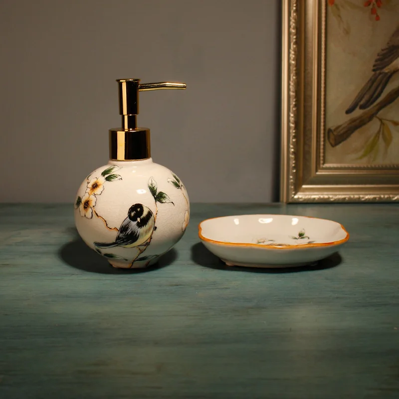 European Ceramic Bathroom Kitchen Hand Sanitizer Bottle Household Soap Dish 2piece Bathroom Wash Suit Bathroom Accessories
European Ceramic Bathroom Kitchen Hand Sanitizer Bottle Household Soap Dish 2piece Bathroom Wash Suit Bathroom Accessories