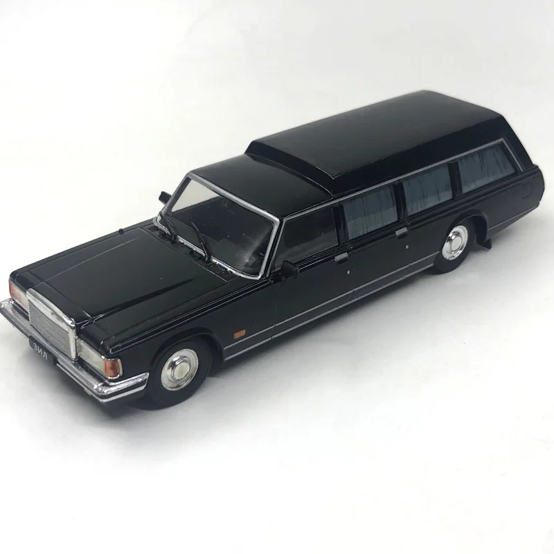 Rare 1/43 Russian Car Gil Special Die-cast Metal Desktop Display Collection Model Toys For Children
Rare 1/43 Russian Car Gil Special Die-cast Metal Desktop Display Collection Model Toys For Children
