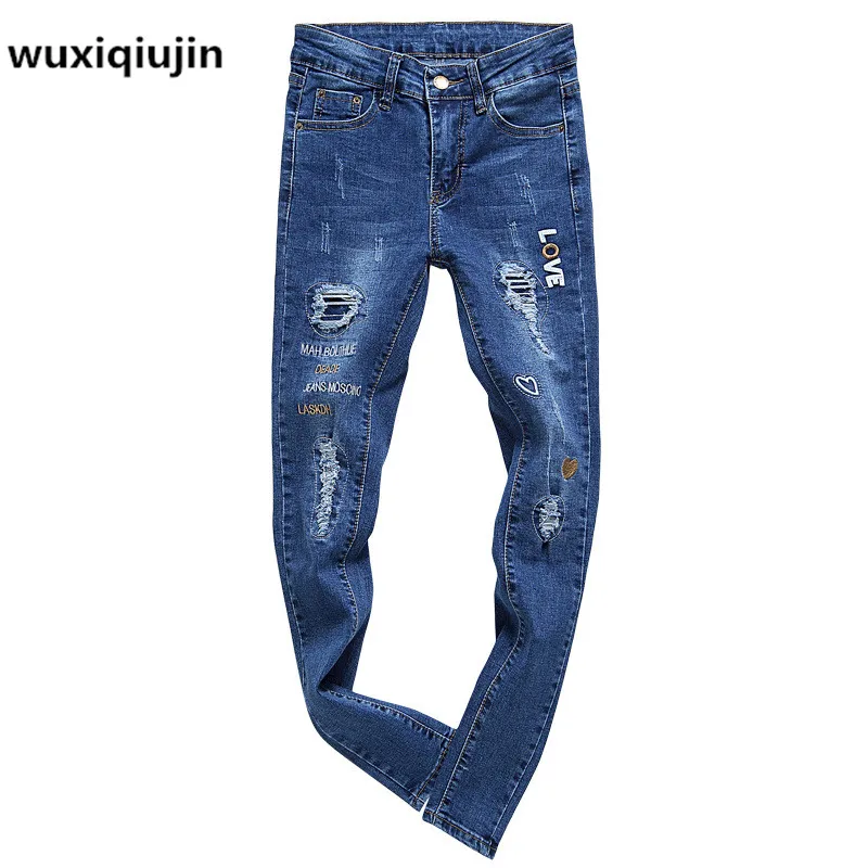 2017 the new version halon pants women's cowboy girl pencil janes, jeans with embroidery large yards middle waist Leisure hole
2017 the new version halon pants women's cowboy girl pencil janes, jeans with embroidery large yards middle waist Leisure hole