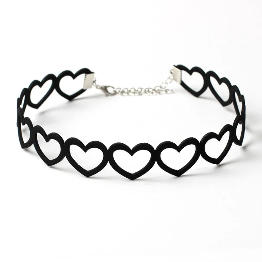 2017 New Hollow Out Love Heart Chokers Black Velvet Choker Necklace Chocker tattoo choker ketting collares Collier Femme
2017 New Hollow Out Love Heart Chokers Black Velvet Choker Necklace Chocker tattoo choker ketting collares Collier Femme