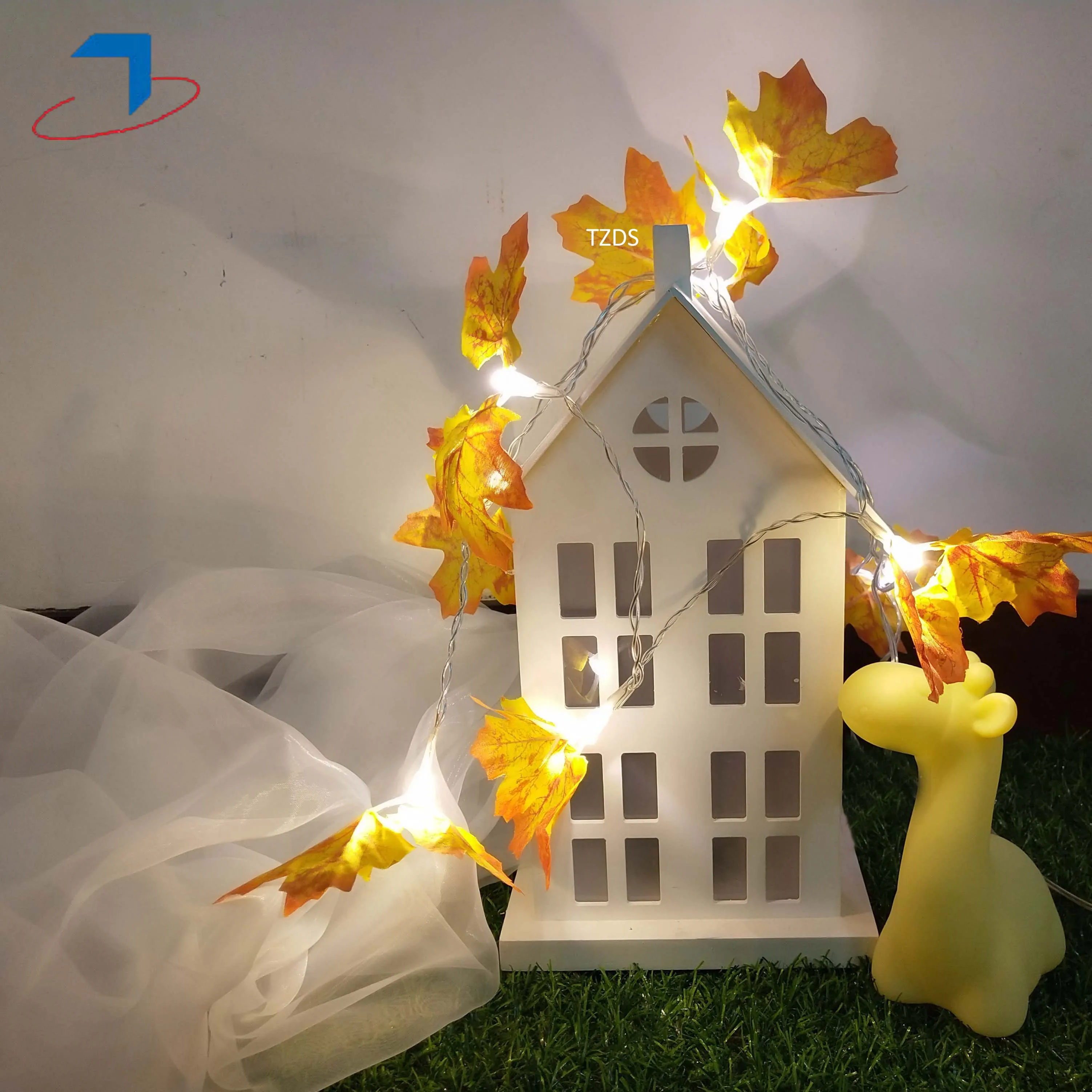 10 LEDS Decoration Lights String Maple Leaves Fairy Lamp for indoor Bedroom Wedding Party Decoration light
10 LEDS Decoration Lights String Maple Leaves Fairy Lamp for indoor Bedroom Wedding Party Decoration light