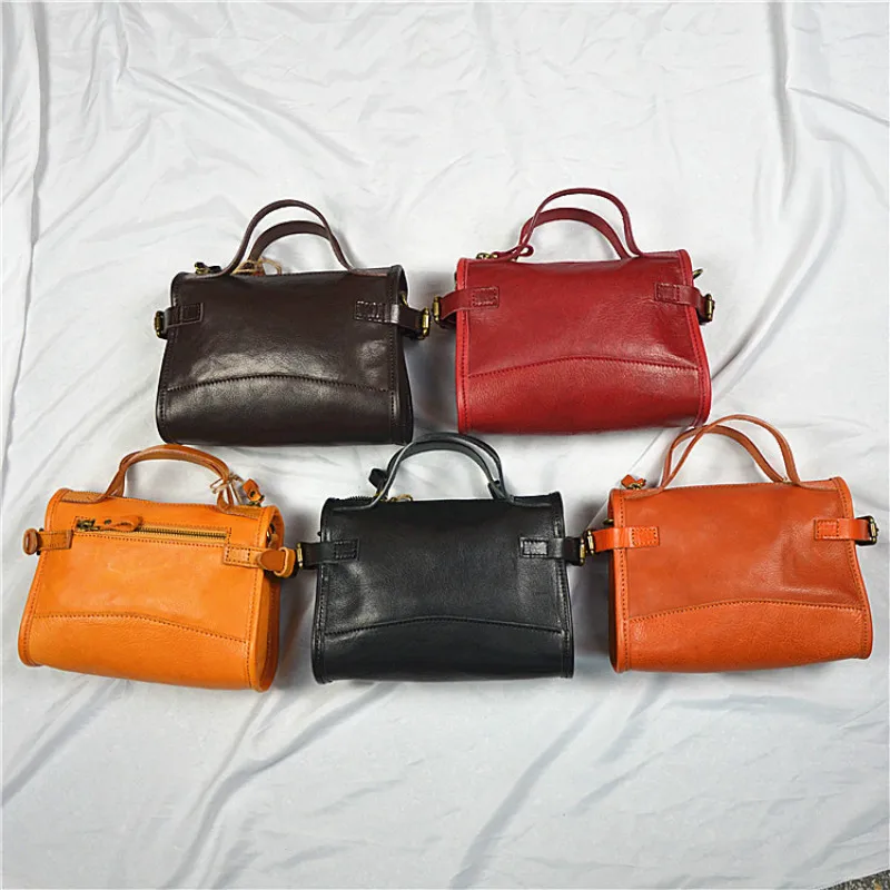 Original handmade handbags small bags retro vegetable tanned leather shoulder diagonal first layer leather personality art
Original handmade handbags small bags retro vegetable tanned leather shoulder diagonal first layer leather personality art