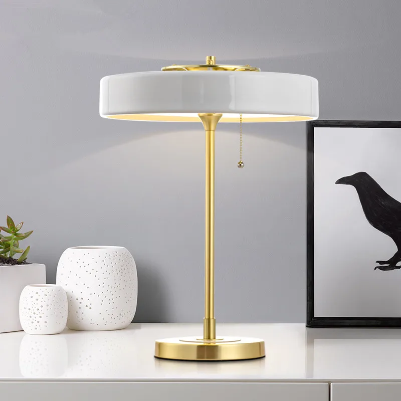 Modern Noble Table Lamps Bedroom Bedside Nordic LED G9 Table Lights Metal Desk Lamps Creative Home Lighting Luminiare Fixtures
Modern Noble Table Lamps Bedroom Bedside Nordic LED G9 Table Lights Metal Desk Lamps Creative Home Lighting Luminiare Fixtures