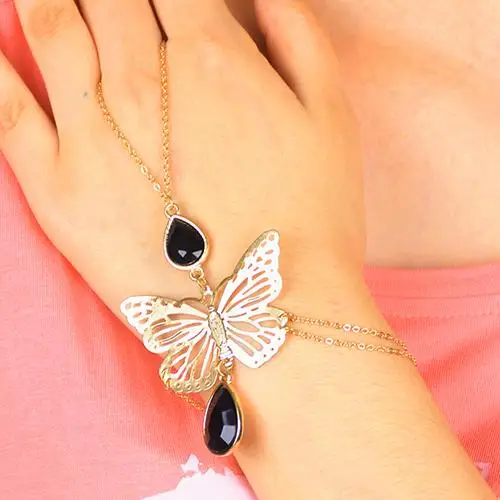 Women Hollow Butterfly Boho Bracelet Hand Chain Link Slave Harness Jewelry trendy
Women Hollow Butterfly Boho Bracelet Hand Chain Link Slave Harness Jewelry trendy