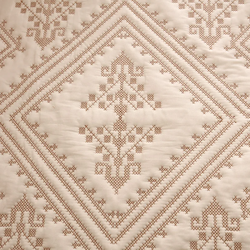 2934912161_2043933759