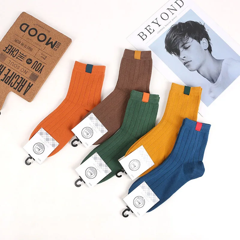 5pc/lot men Socks High Quality Cotton Sox Fashion Style Socks Soft Warm keeping Socks Solid color For lady Girls 
5pc/lot men Socks High Quality Cotton Sox Fashion Style Socks Soft Warm keeping Socks Solid color For lady Girls