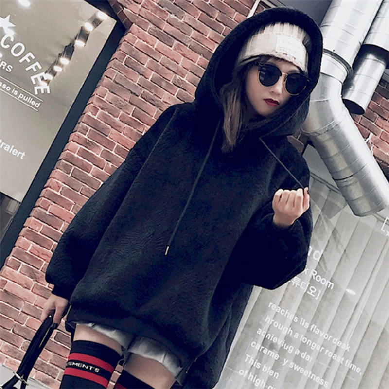 Autumn and Winter 2018 Women Hooded Velvet Thick Loose Faux Fur Coat Jacket Warm High Quality Hoodies
Autumn and Winter 2018 Women Hooded Velvet Thick Loose Faux Fur Coat Jacket Warm High Quality Hoodies