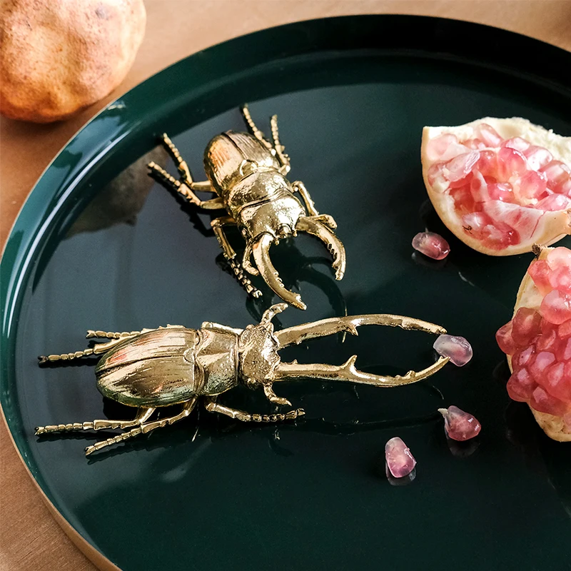 

Creative Golden small animal insect cockroach big beetle Nordic ins Home Decoration Accessories Wedding Ornaments