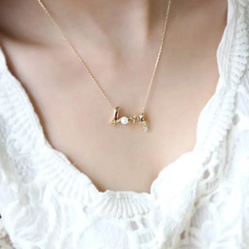 Women Trendy Letter Cute and Romantic Love Pattern Chain Necklaces Water-Wave Chain Alloy Metal Lady Gift Girls Birthday Gifts
Women Trendy Letter Cute and Romantic Love Pattern Chain Necklaces Water-Wave Chain Alloy Metal Lady Gift Girls Birthday Gifts