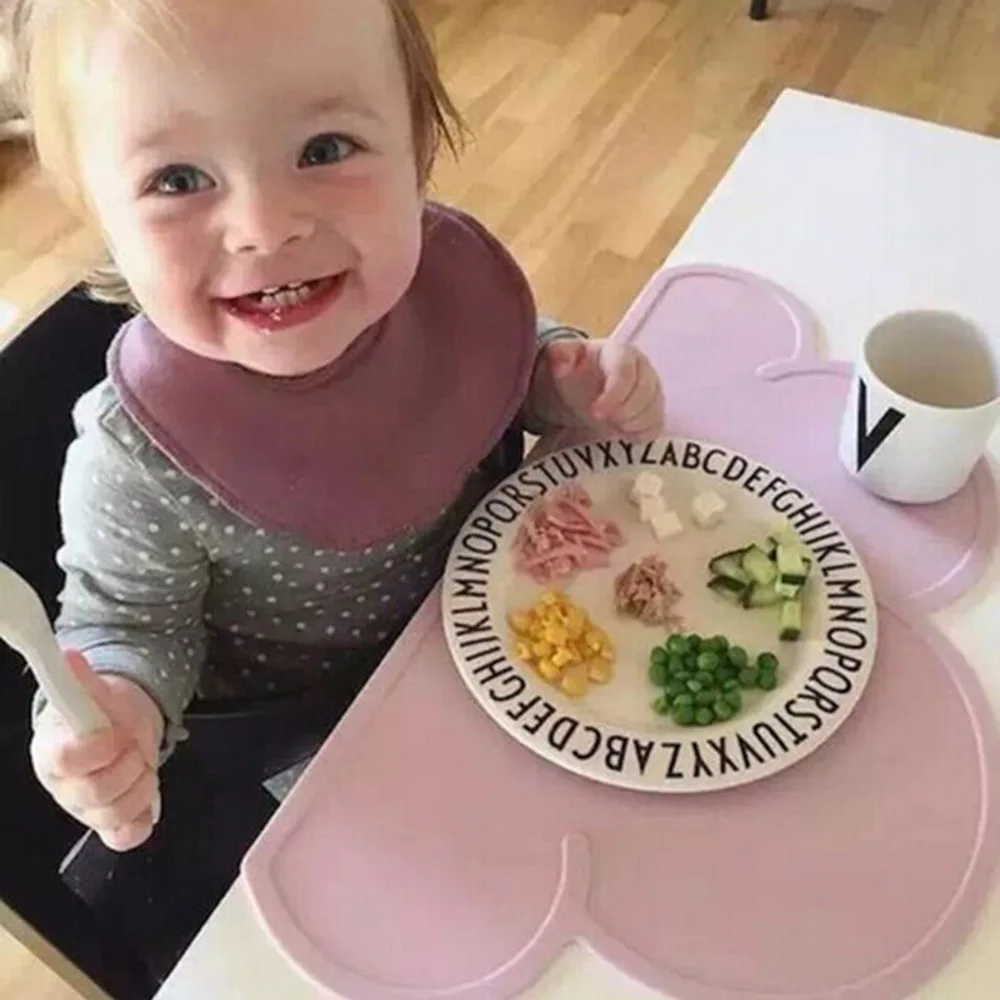 Cute Silicone Placemat FDA Bar Mat Baby Kids Cloud Shaped Plate Mat Table Mat BPA Free Waterproof Set Home Kitchen Pads 47x27cm
Cute Silicone Placemat FDA Bar Mat Baby Kids Cloud Shaped Plate Mat Table Mat BPA Free Waterproof Set Home Kitchen Pads 47x27cm