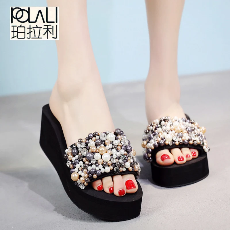 POLALI Vogue of new fund of 2018 high and thick at the end of a word procrastinates antiskid pearl wedges slippers String Bead
POLALI Vogue of new fund of 2018 high and thick at the end of a word procrastinates antiskid pearl wedges slippers String Bead
