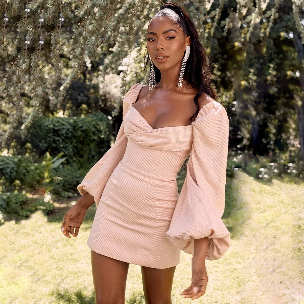 Sexy Lantern Sleeve Bodycon Mini Dress Women Square Neck Pencil Party Dress Sexy Club Pink Empire Summer Dresses
Sexy Lantern Sleeve Bodycon Mini Dress Women Square Neck Pencil Party Dress Sexy Club Pink Empire Summer Dresses