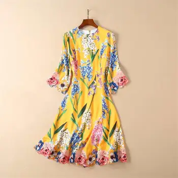 Women Dress 2019 High Quality Spring Summer Designer Runway O-Neck Wrist Sleeve Printed Embroidery Elegant Dresses NP0037
Women Dress 2019 High Quality Spring Summer Designer Runway O-Neck Wrist Sleeve Printed Embroidery Elegant Dresses NP0037