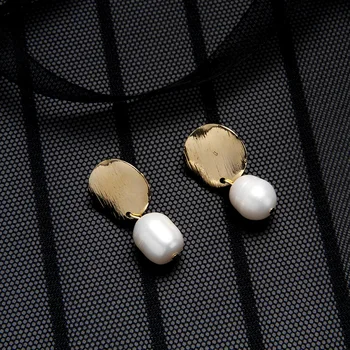 925 Sterling silver color Fashion Coin Baroque Genuine Real Freshwater Pearl Earrings Jewelry 14KGF Drop Pearl Earrings
925 Sterling silver color Fashion Coin Baroque Genuine Real Freshwater Pearl Earrings Jewelry 14KGF Drop Pearl Earrings