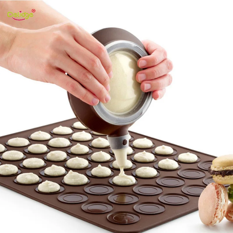 Delidge 7pc Cake Decorating Tools Set Nozzle Pot + Cream Tube+ Pastry Baking Mat Baking Tool For Cake Silicone Diy Macaron Mold
Delidge 7pc Cake Decorating Tools Set Nozzle Pot + Cream Tube+ Pastry Baking Mat Baking Tool For Cake Silicone Diy Macaron Mold