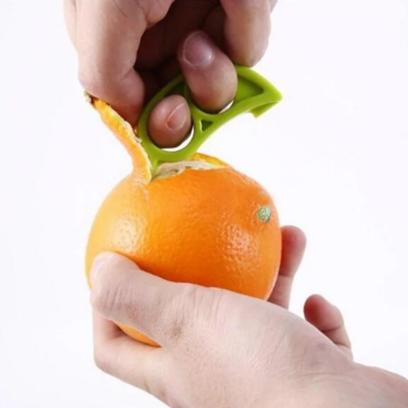 Creative Orange Peeler Easy Opener Lemon Slicer Cutter Plastic home little mouse Cute plastic cut fruit stripper device B019-2
Creative Orange Peeler Easy Opener Lemon Slicer Cutter Plastic home little mouse Cute plastic cut fruit stripper device B019-2