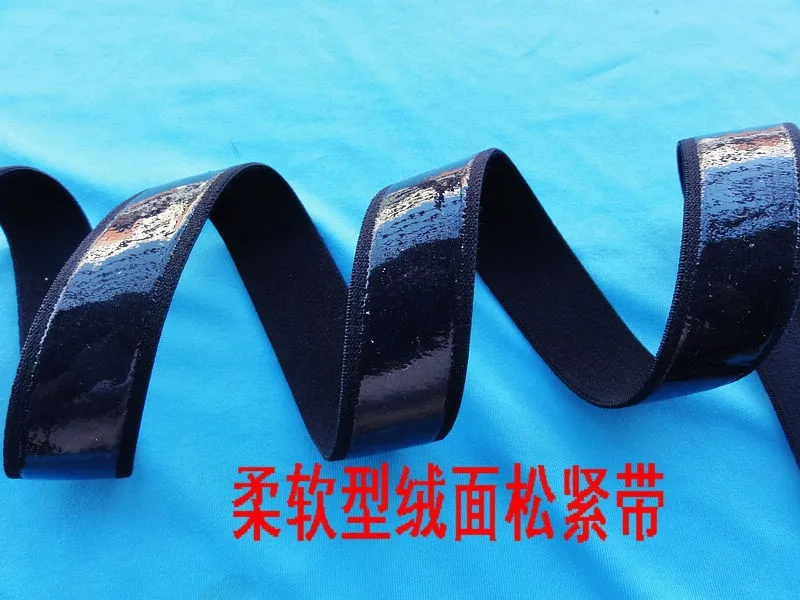 Transparent silicone soft slip elastic webbing for hand made sewing accessories 25mm width silicone width 19mm black 5M/lot
Transparent silicone soft slip elastic webbing for hand made sewing accessories 25mm width silicone width 19mm black 5M/lot