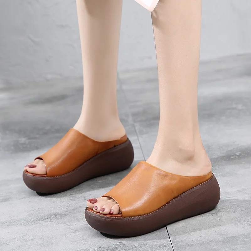 Sandals and Slippers Female 2019 New Leather Increased Retro Handmade Ladies Single Shoes Breathable Beach Shoes Women
Sandals and Slippers Female 2019 New Leather Increased Retro Handmade Ladies Single Shoes Breathable Beach Shoes Women