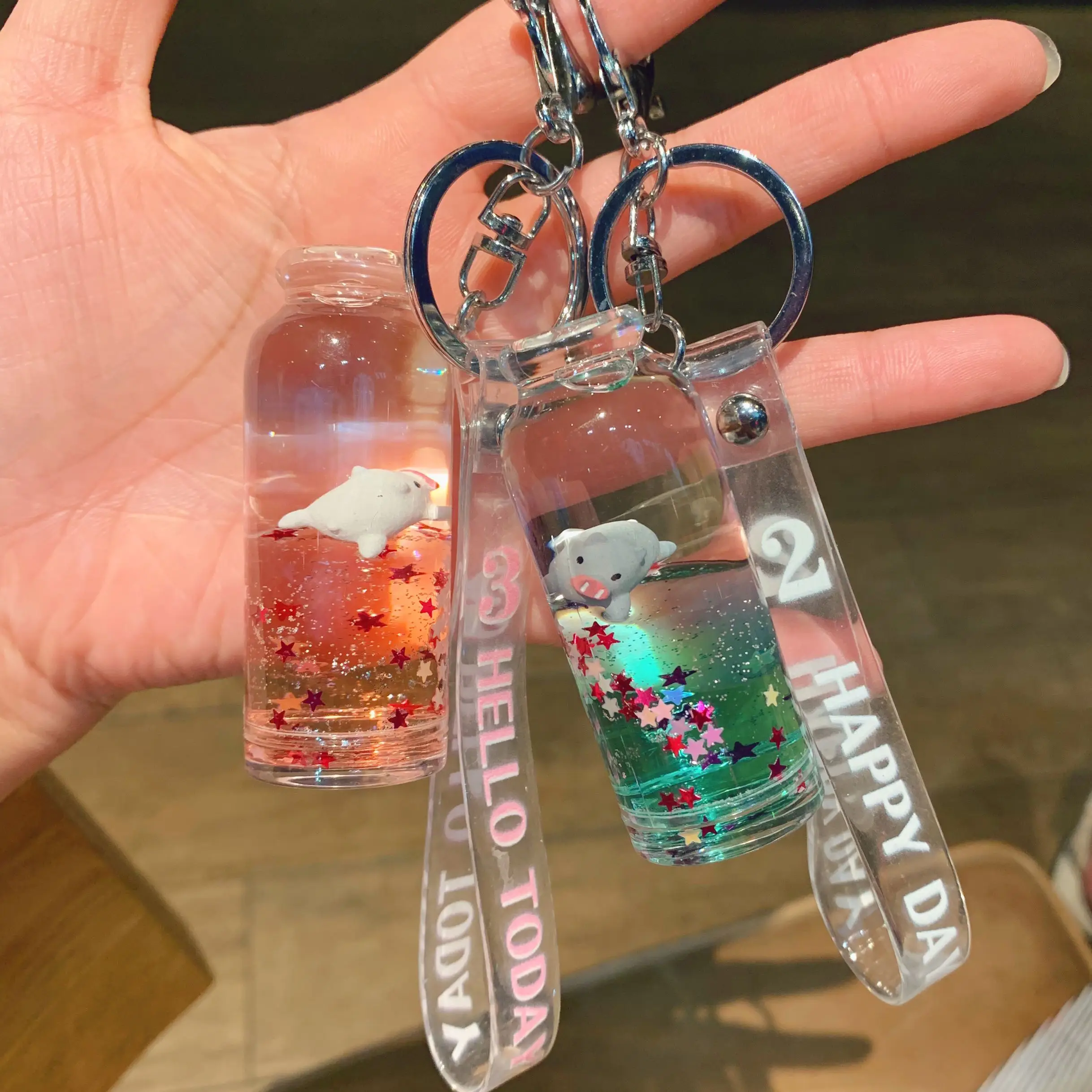 Macarons Creative cute Animal sequins acrylic Keychain, Moving Liquid oil Drop decompression drift bottle key chain, Best Gifts
Macarons Creative cute Animal sequins acrylic Keychain, Moving Liquid oil Drop decompression drift bottle key chain, Best Gifts