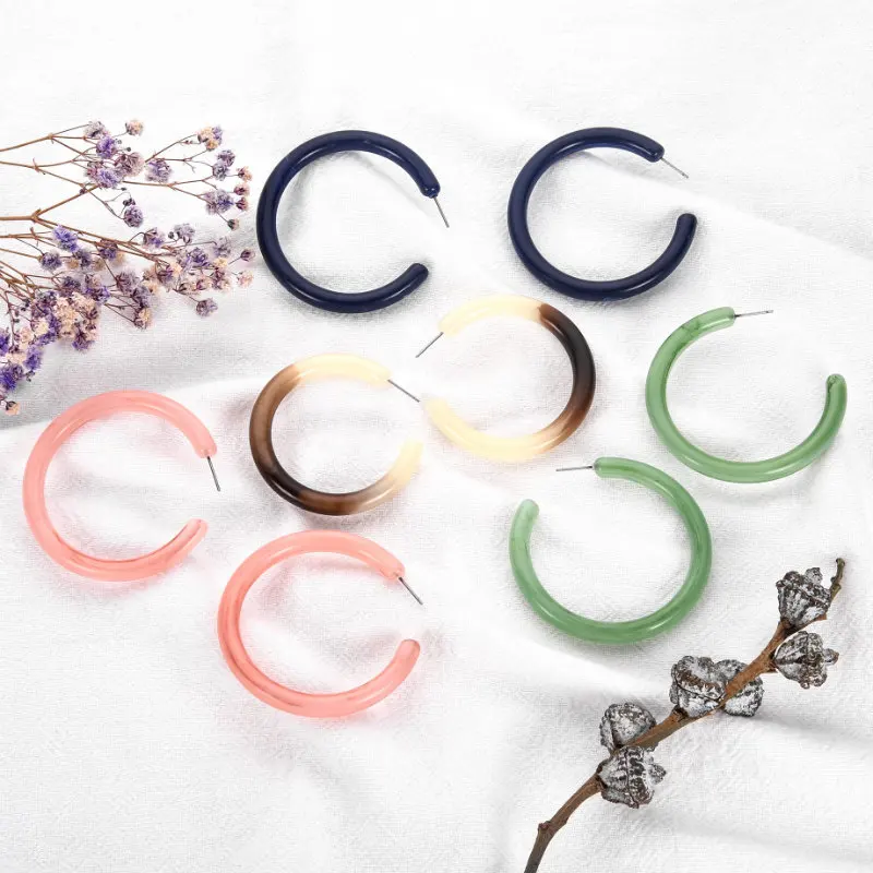 2018 Fashion Acrylic Tortoiseshell Earrings Pink Green Blue Acetic Arc C Shaped Earrings Geometric Circle Earrings Wholesale
2018 Fashion Acrylic Tortoiseshell Earrings Pink Green Blue Acetic Arc C Shaped Earrings Geometric Circle Earrings Wholesale