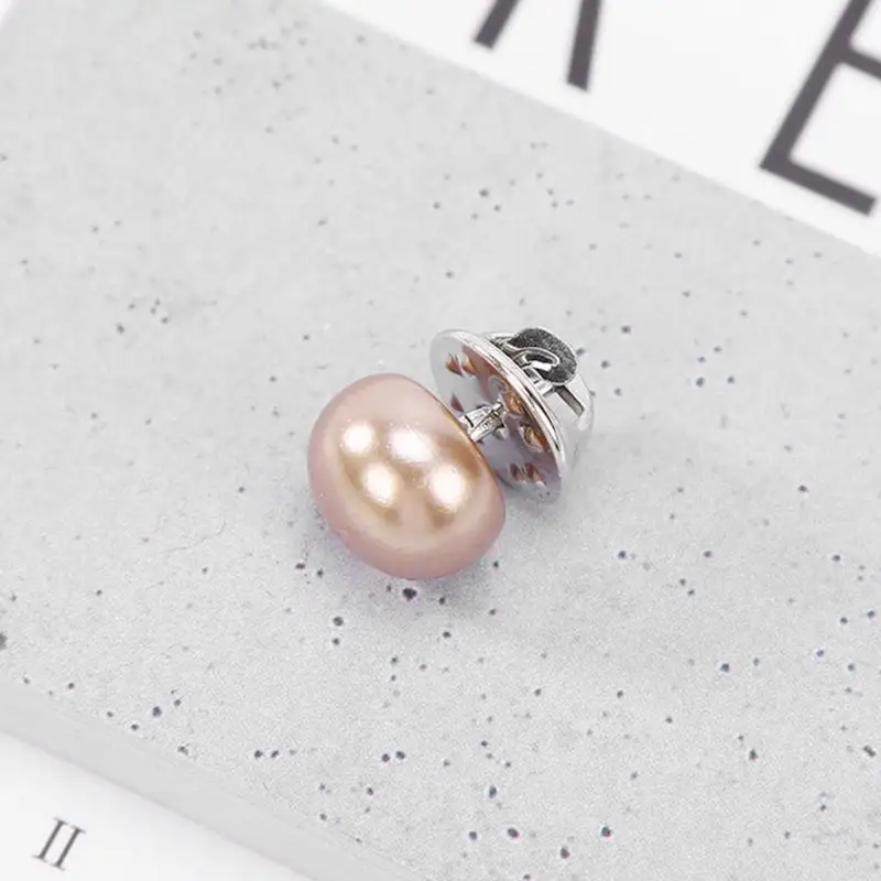 Classic Simple Pearl Collar Pin Buckle Brooch Collar Fashion Women Costume Brooches Pearl Beads Pin Jewelry Casual Decor Gift
Classic Simple Pearl Collar Pin Buckle Brooch Collar Fashion Women Costume Brooches Pearl Beads Pin Jewelry Casual Decor Gift