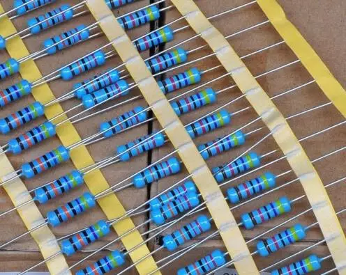 1000 шт./лот 2 Вт 1% металлический пленочный резистор 0,1 Ом 0,5 5,1 68 100 1 к 20 кОм 2 Вт 1% пять цветов кольца
1000 шт./лот 2 Вт 1% металлический пленочный резистор 0,1 Ом 0,5 5,1 68 100 1 к 20 кОм 2 Вт 1% пять цветов кольца