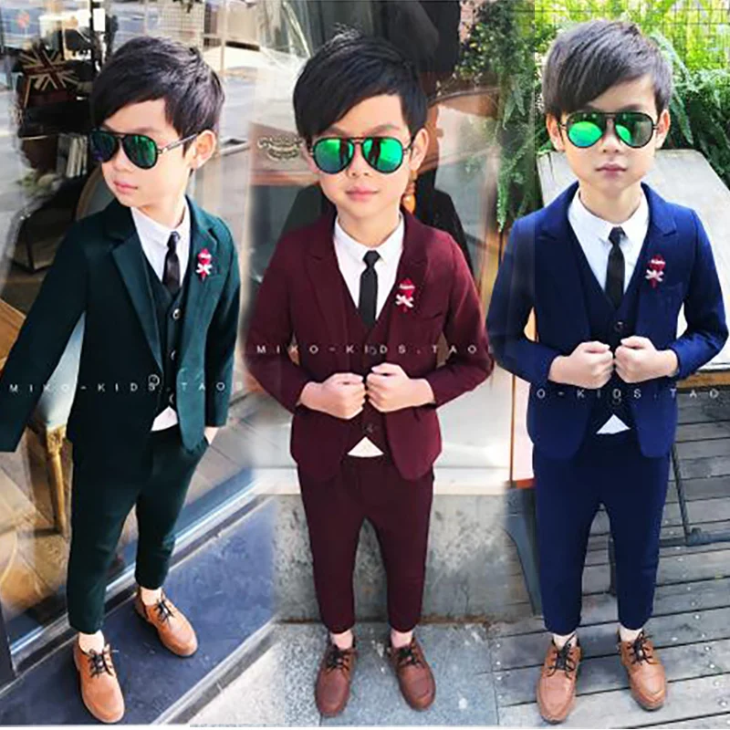 Wedding Flower Boy Dress High Quality Child Blazer suit Slim and gentle Solid Color Kid Suits dark green Jacket shirt pant vest
Wedding Flower Boy Dress High Quality Child Blazer suit Slim and gentle Solid Color Kid Suits dark green Jacket shirt pant vest