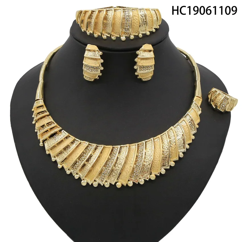 Yulaili 2019 New Vintage Jewelry Sets African Rhinestone Necklace Earrings Bracelet Ring Women Wedding Party Jewelry Accessories
Yulaili 2019 New Vintage Jewelry Sets African Rhinestone Necklace Earrings Bracelet Ring Women Wedding Party Jewelry Accessories